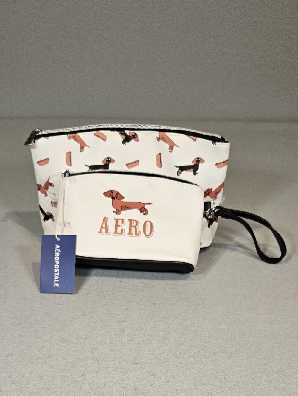 NWT Aeropostale Viral Dachshund Makeup Bag Set 2pc - RARE